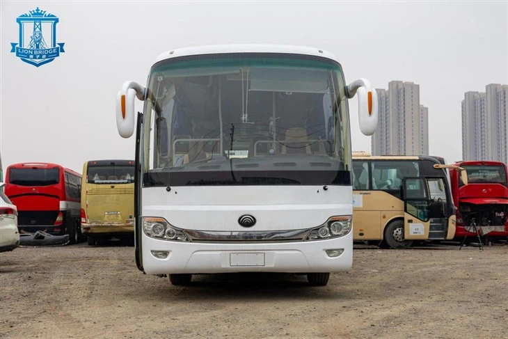 Yutong 55-60 Seats factory